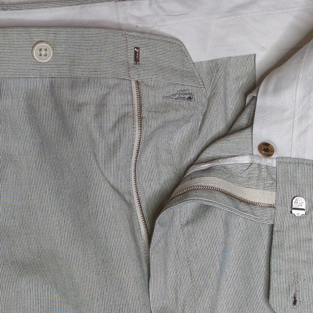 Vintage Corbin‎ Ltd. Men's Gray Pleated Pin Striped Pants Cuffed USA 40 x 31